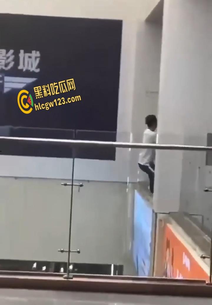 邯郸三中学生考550分，母亲不兑现承诺还动手，悲剧跳楼引发热议 !-5